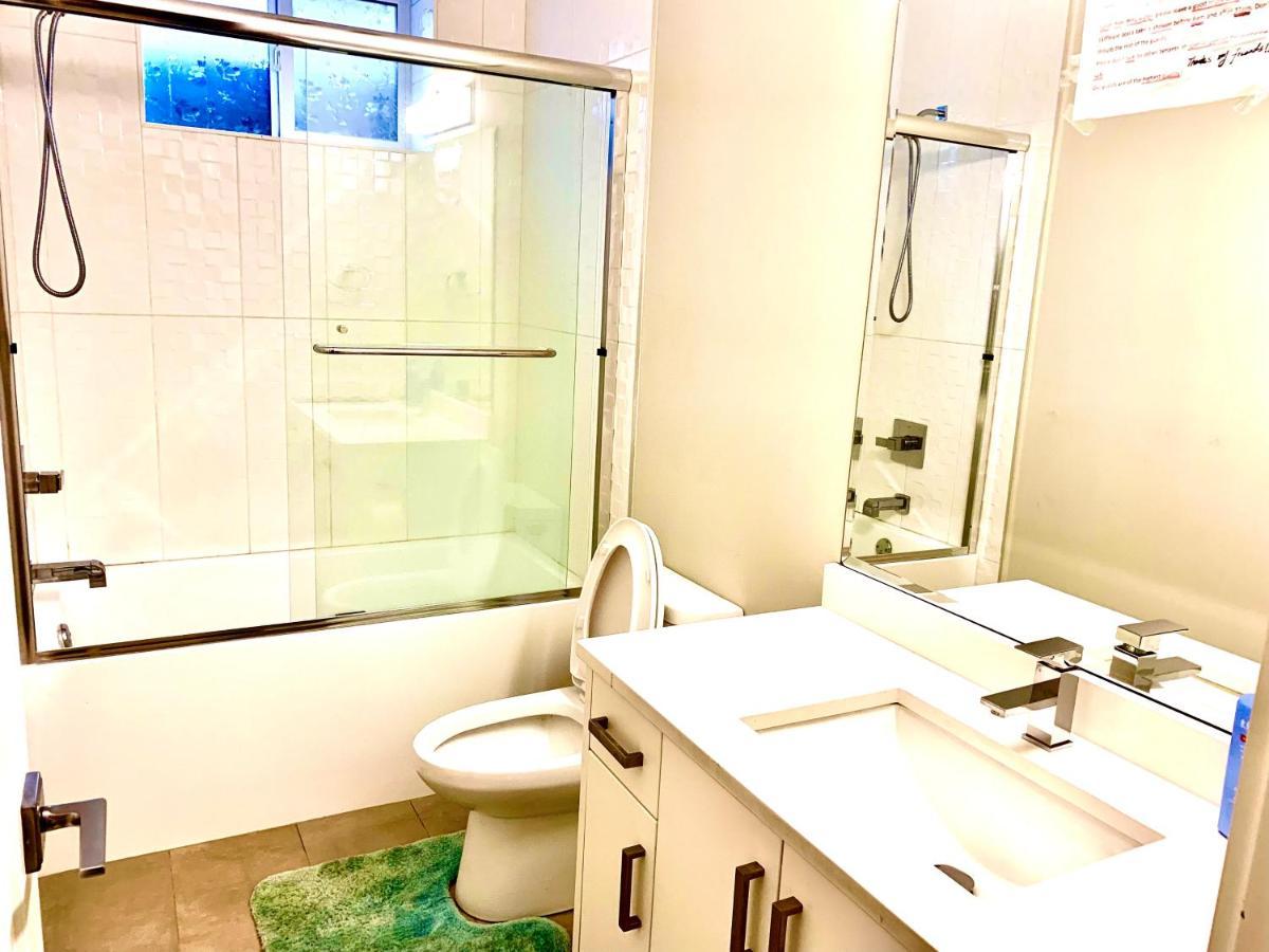 Deluxe House Apartment Surrey Luaran gambar